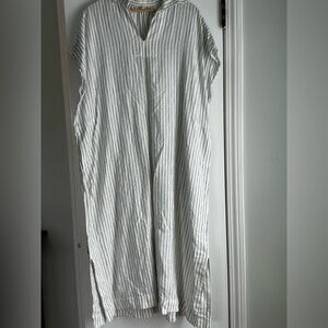 Muji 100% Linen White Kaftan StyleDress with dark Navy Stripes with pockets